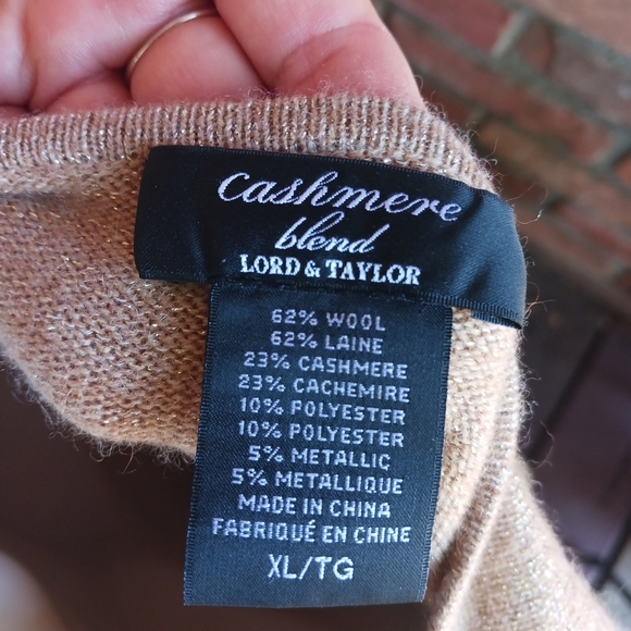 Cashmere blend sweater - Picture 6 of 9